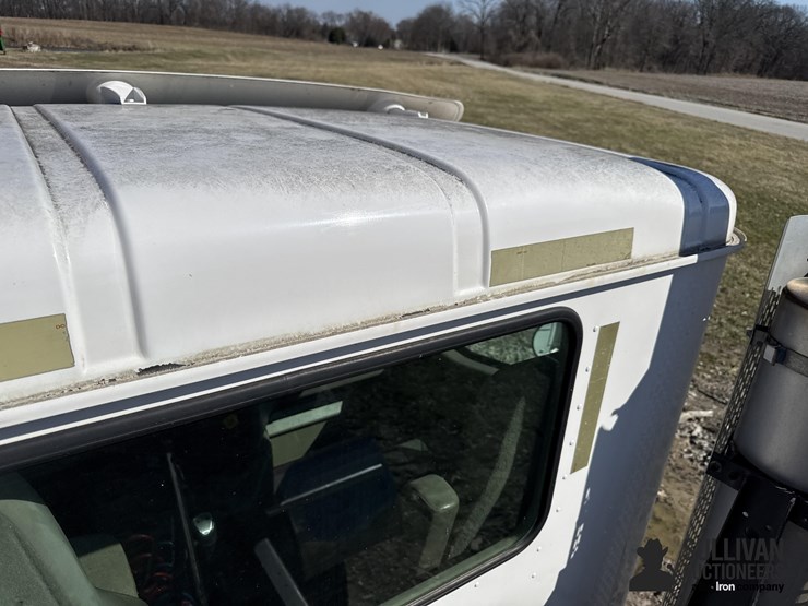 2004-international-9200-image-19