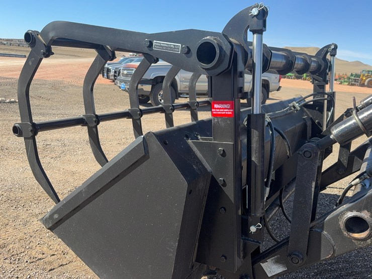 2007-new-holland-tv145-image-10