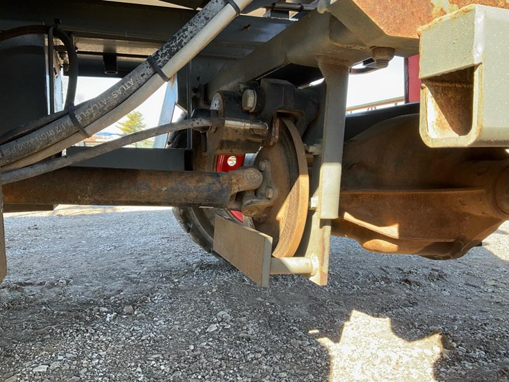 2015-skyjack-sj7135rt-image-43