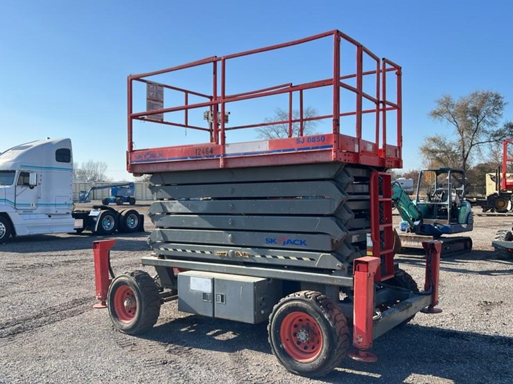 2008-skyjack-sj8850rt-image-3