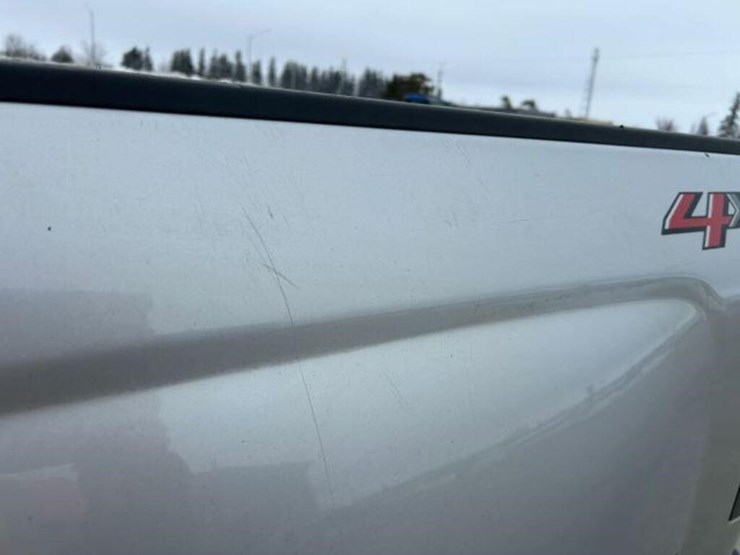 2018-chevrolet-silverado-2500hd-image-75