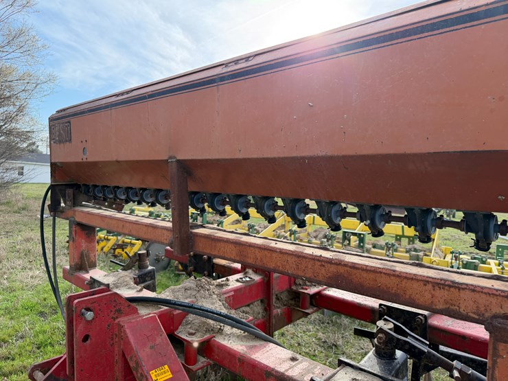 #41043-•-tandem-levee-plow-w/-w&a-seeder-image-15