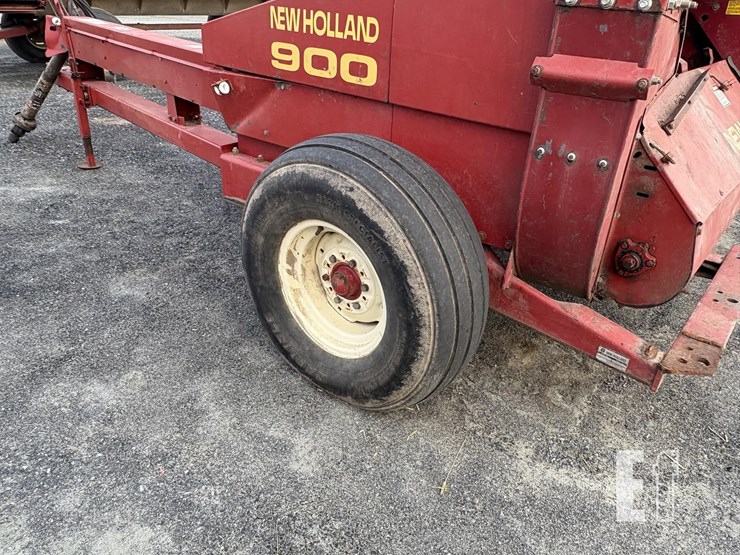 new-holland-900-image-23