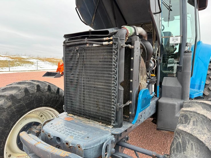 new-holland-8770-image-42