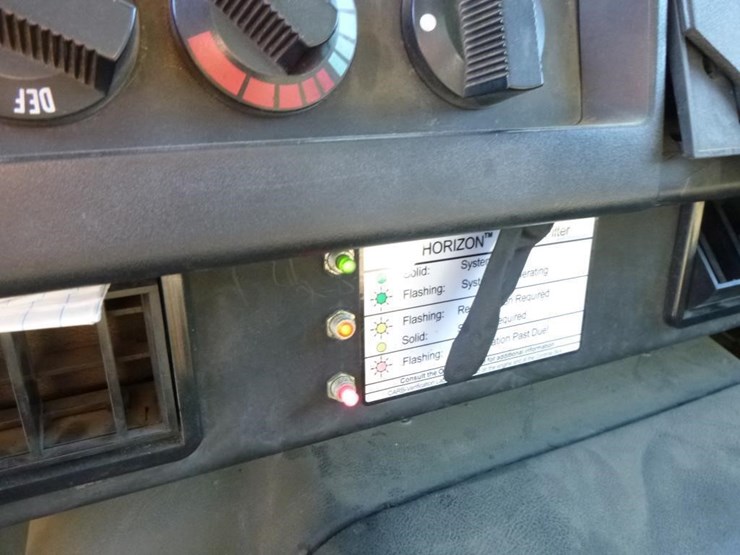 1995-international-4900-image-13