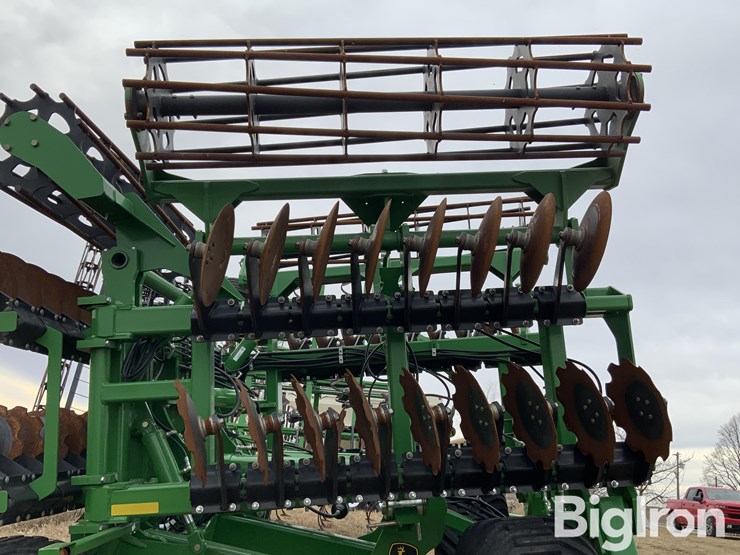 2023-john-deere-2680h-image-19