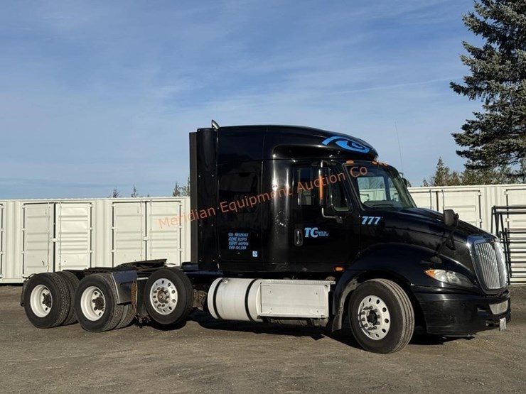 2017-international-prostar-image-2