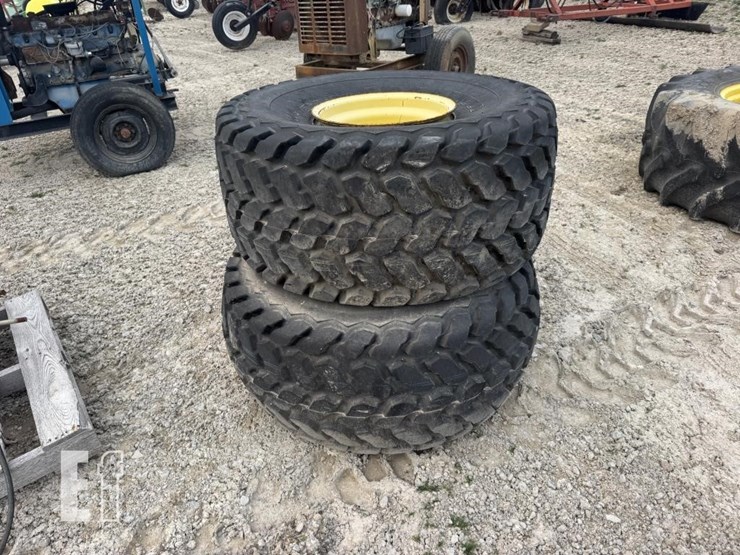 turf-tires-and-wheels-image-1