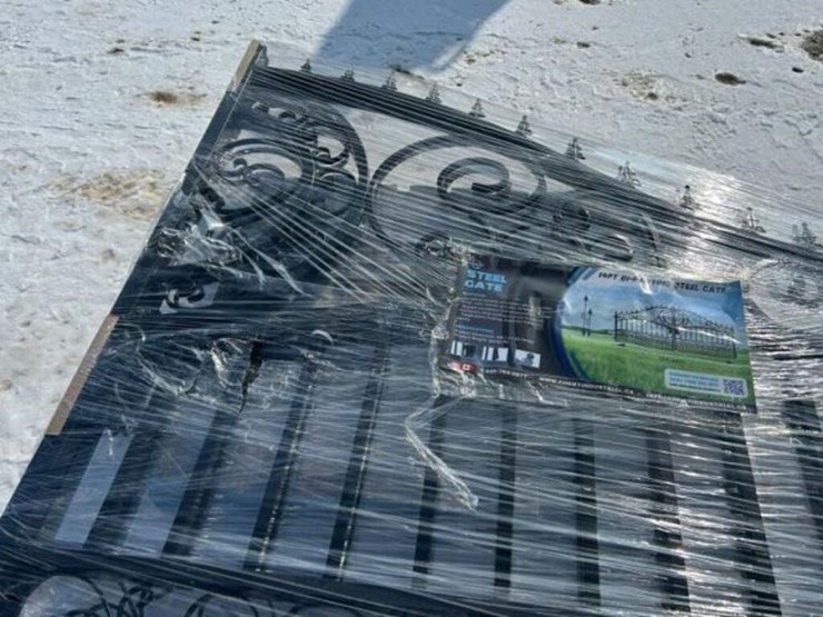 unused-(1)-set-of-greatbear-14-ft-dual-swing-image-7