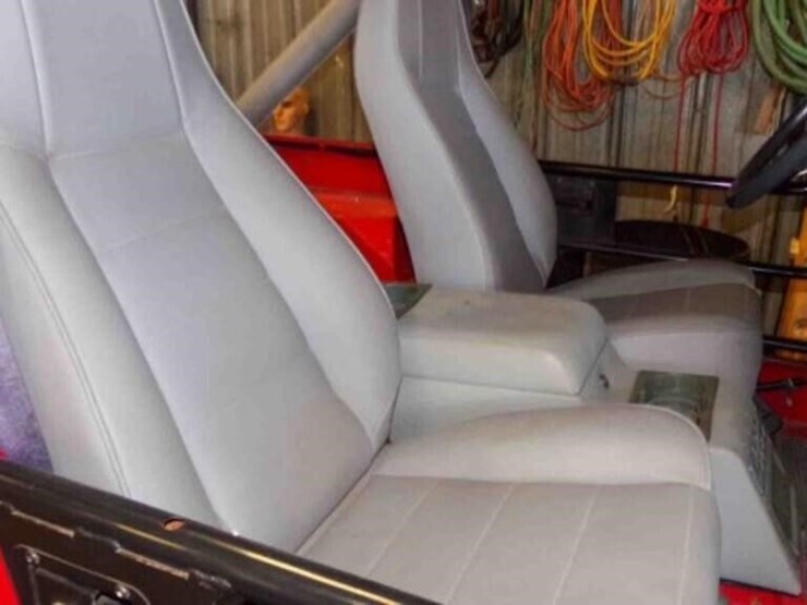 1990-jeep-wrangler-image-28