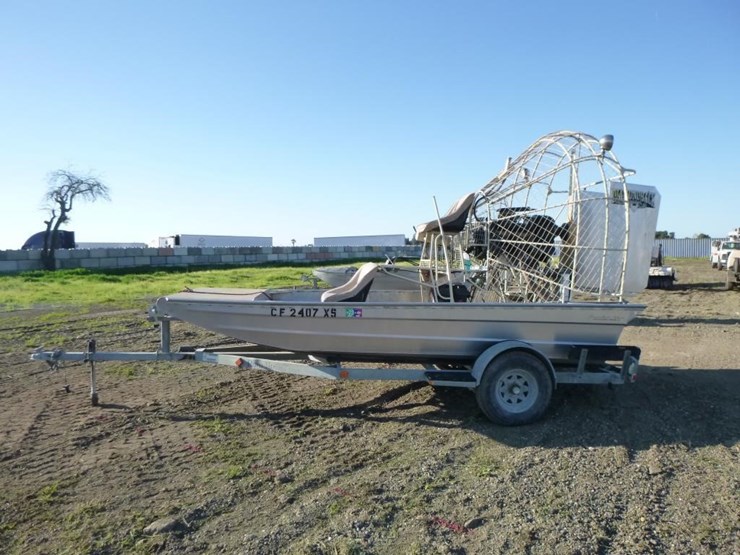 2001-unknown-trailer-image-5