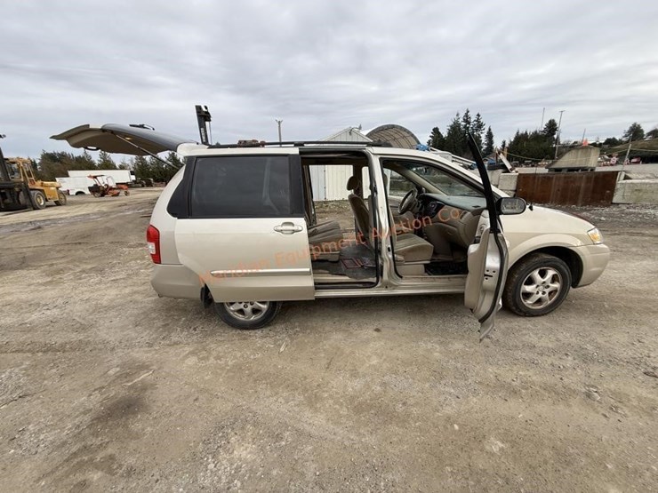 2000-mazda-mpv-image-8