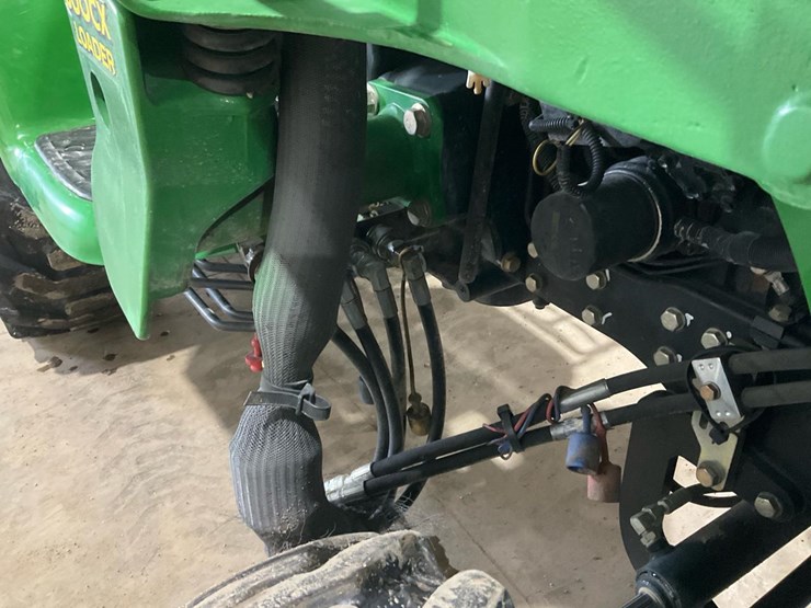2010-john-deere-3520-image-51
