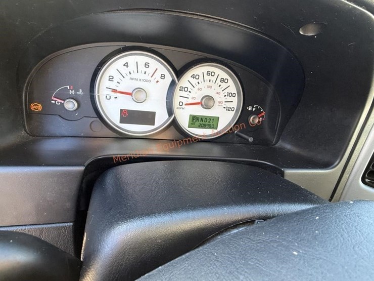 2005-ford-escape-image-34