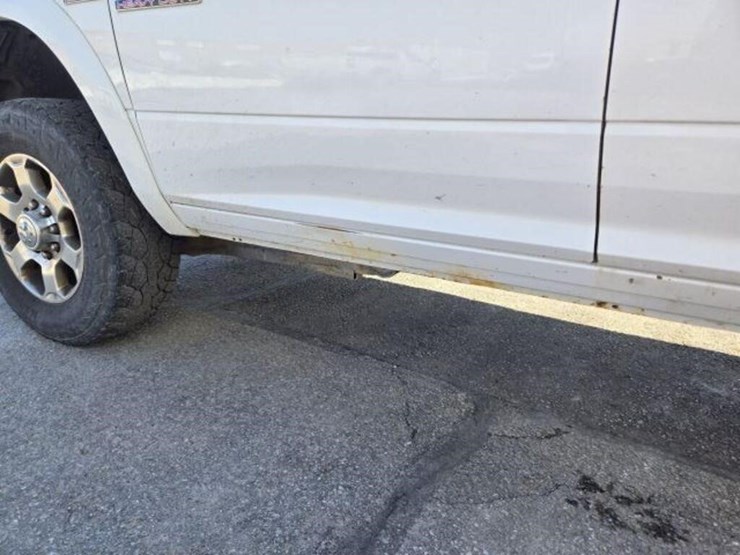 2018-dodge-2500-image-25