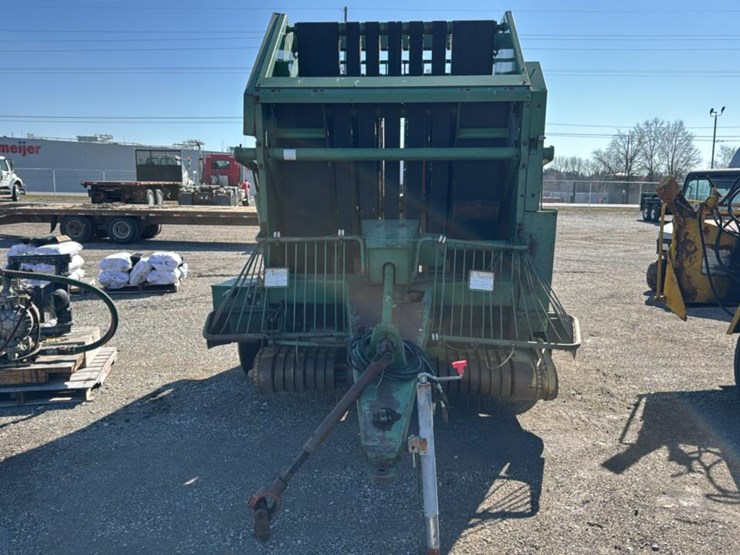 john-deere-510-image-1