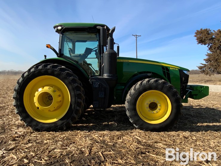 2018-john-deere-8370r-image-4