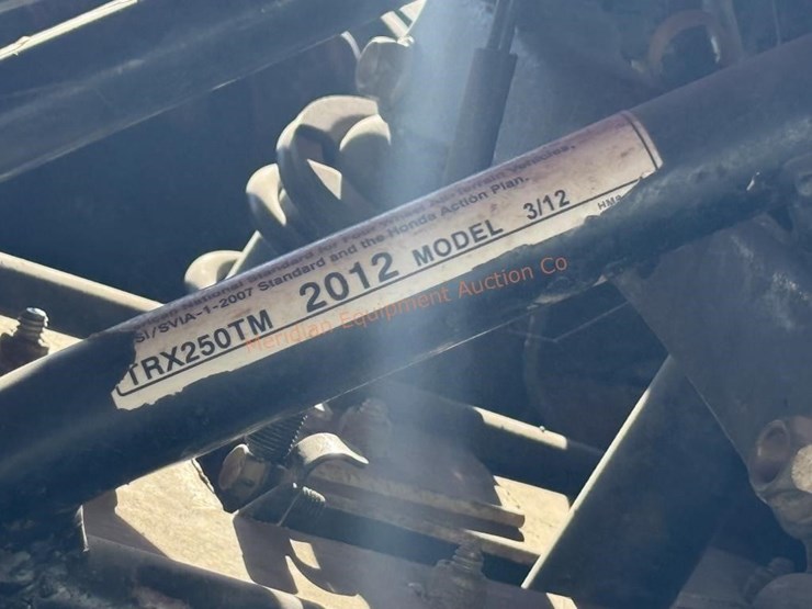2012-honda-trx250tm-image-10