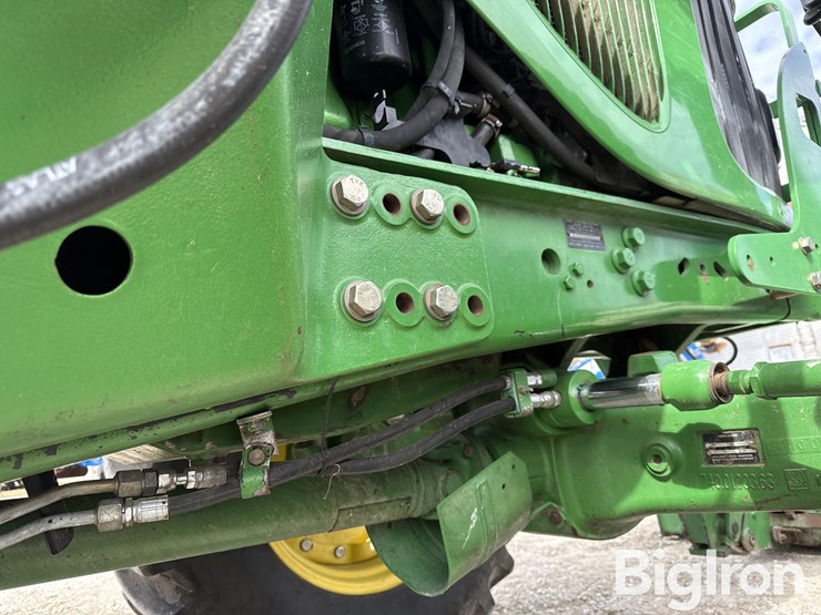 2004-john-deere-7320-image-19