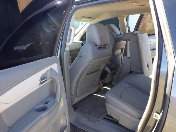 2014-chevrolet-traverse-image-7