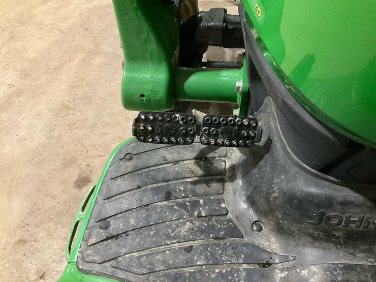 2010-john-deere-3520-image-56