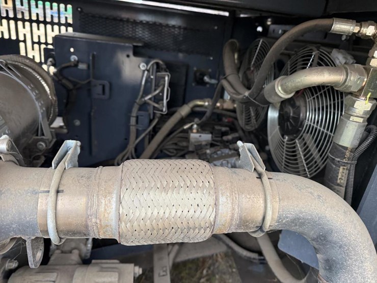 #1196-•-2021-terex-tc80-tracked-conveyor-image-47