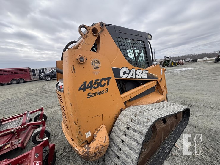2010-case-445ct-3-image-11