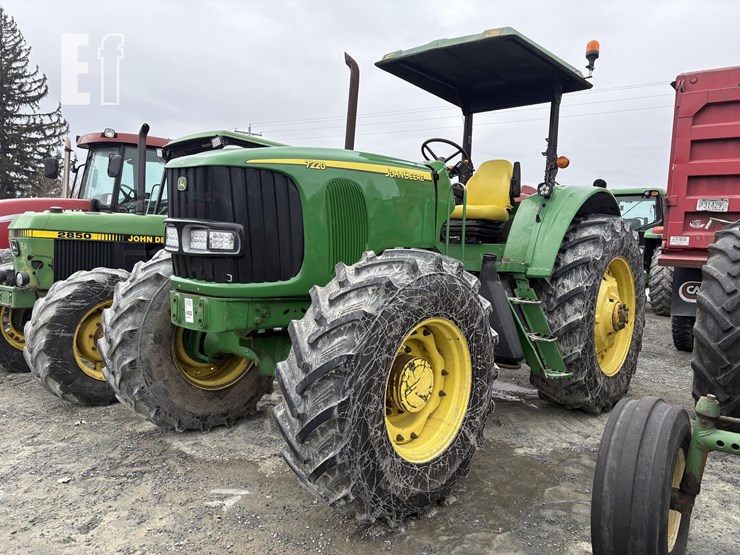 2005-john-deere-7220-image-1