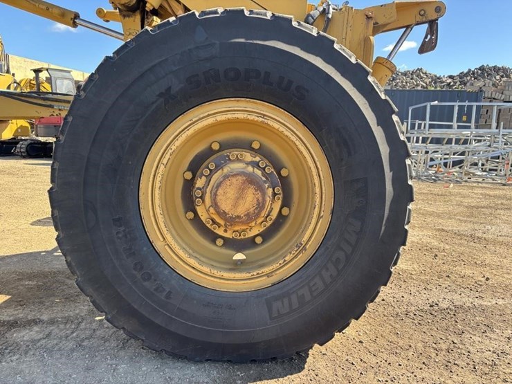 caterpillar-143h-image-26