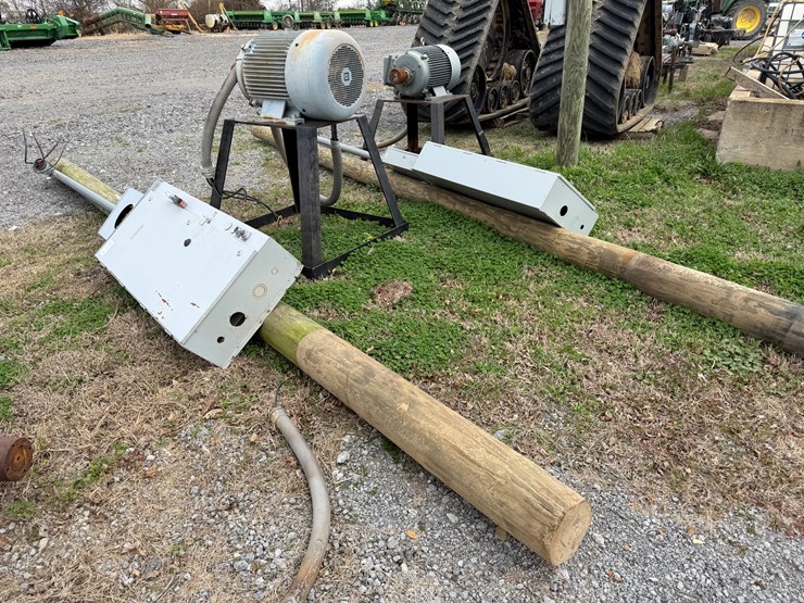 #41002-•-worldwide-3-phase-electric-motor-w/pole,-meter-loop,-and-breaker-box-image-4