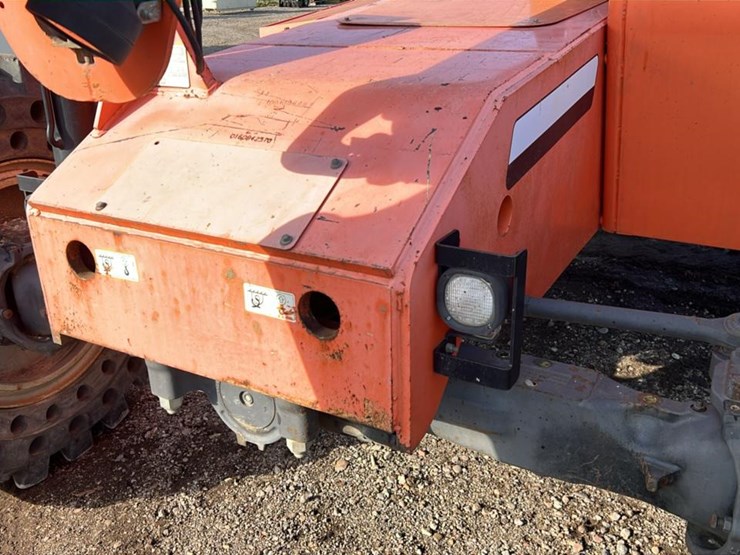 #1200-•-2011-jlg-6042-telehandler-image-25