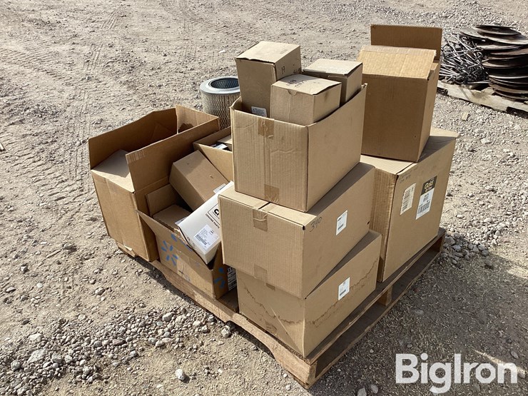 baldwin-/-napa-/-case-oil-&-air-filters-image-5