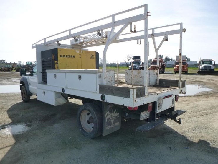 2011-ford-f550-image-4