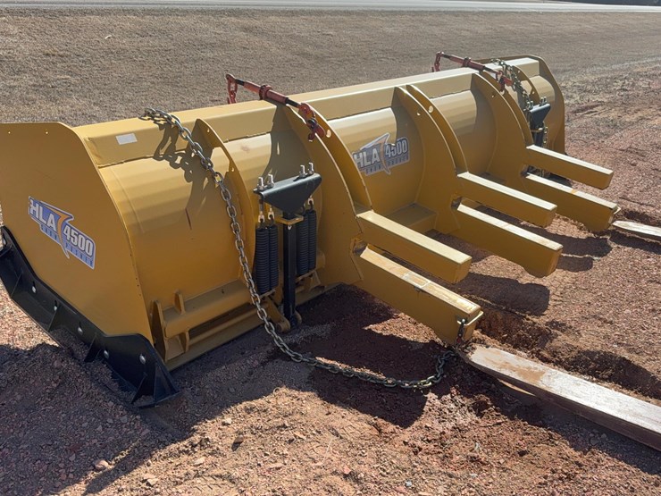 2011-deere-524k-image-50