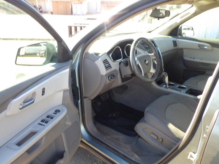 2009-chevrolet-traverse-image-5