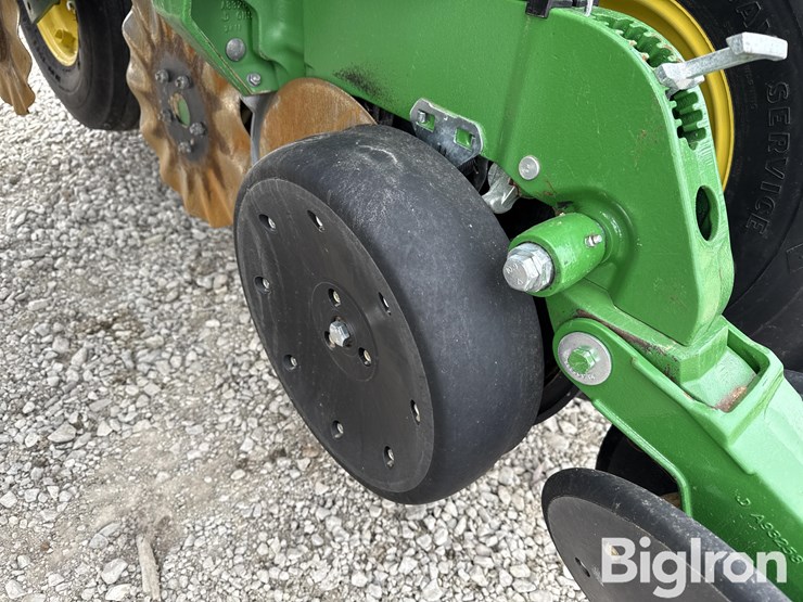 john-deere-1790-image-16