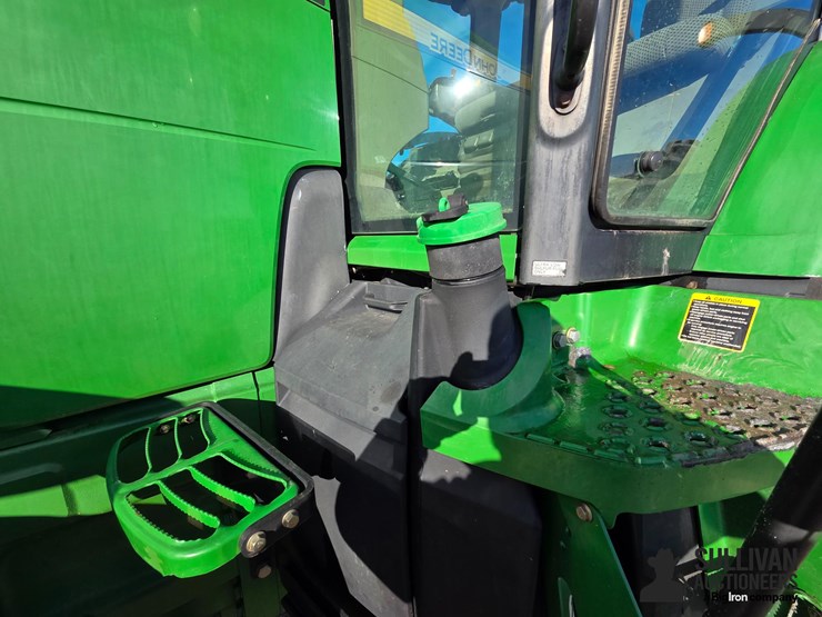 2013-john-deere-8285r-image-13