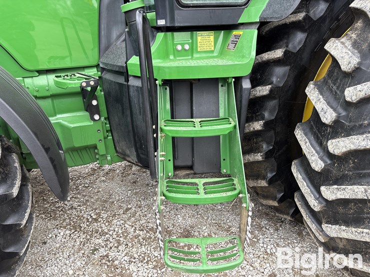 john-deere-8360r-image-9