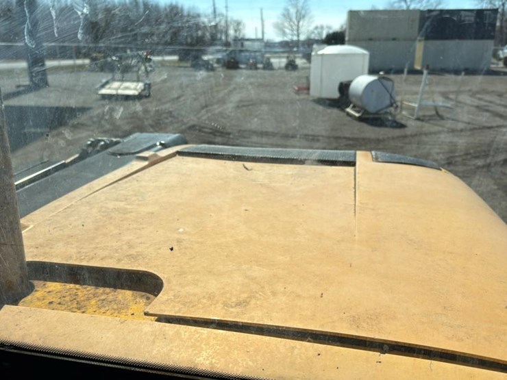 2006-jcb-527-55-image-43