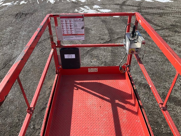 2006-skyjack-sjiii4632-image-42