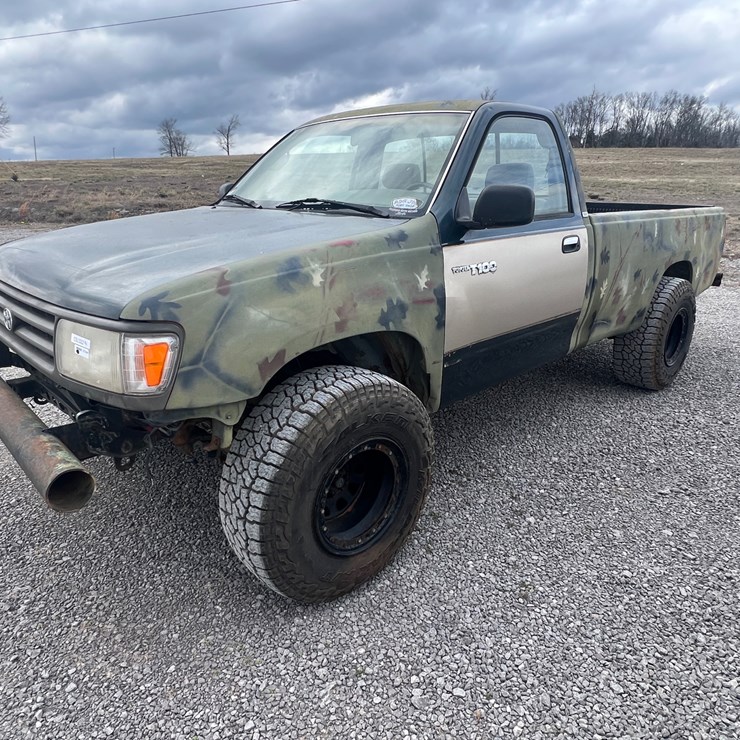 1993 TOYOTA T100