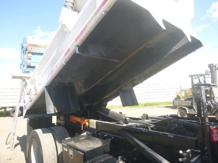 2014-mack-mru600-image-9