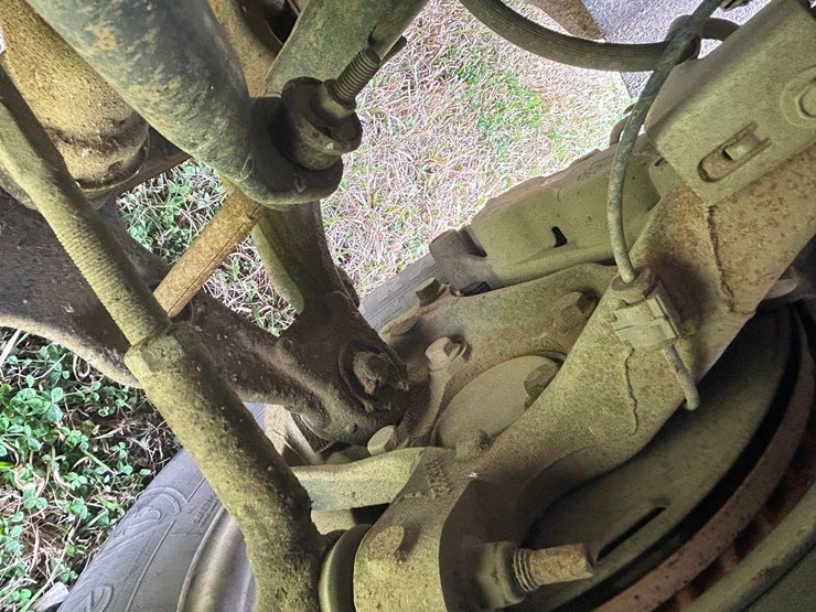 2015-gmc-3500hd-image-16