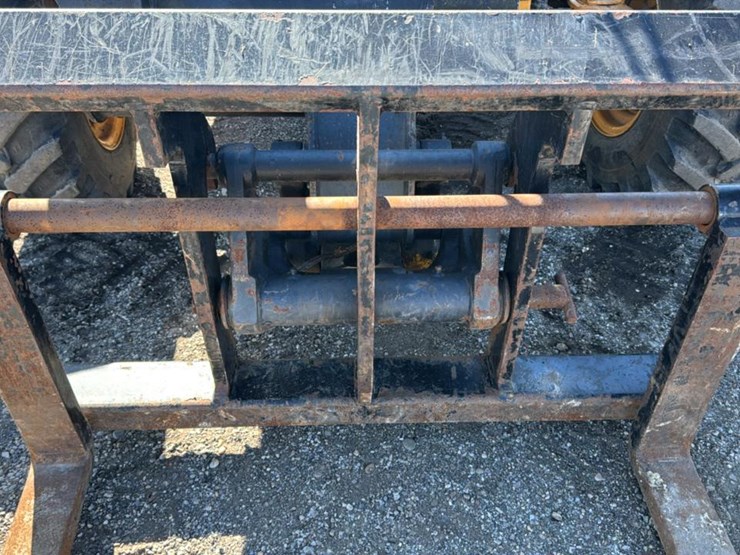 2006-jcb-527-55-image-12