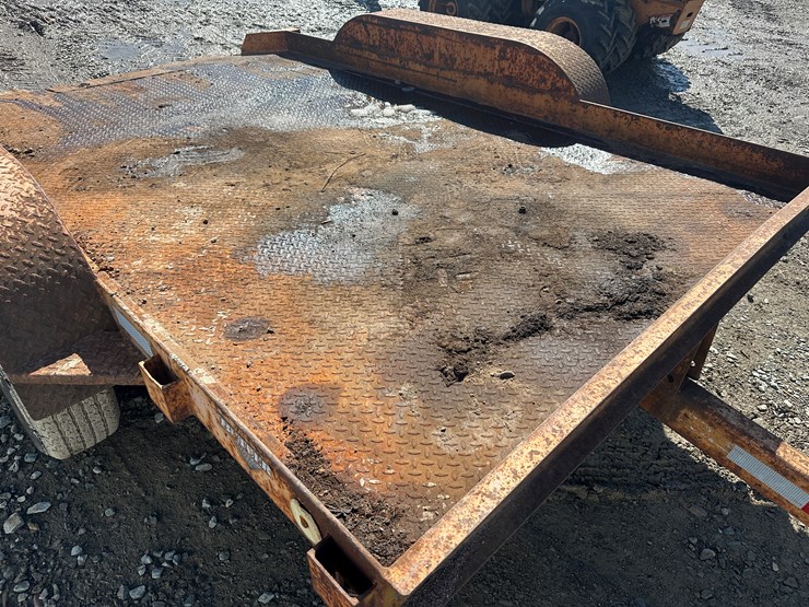 case-maxi-sneaker-image-73