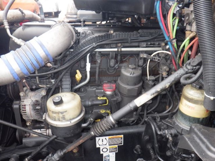 2022-kenworth-t680-image-19