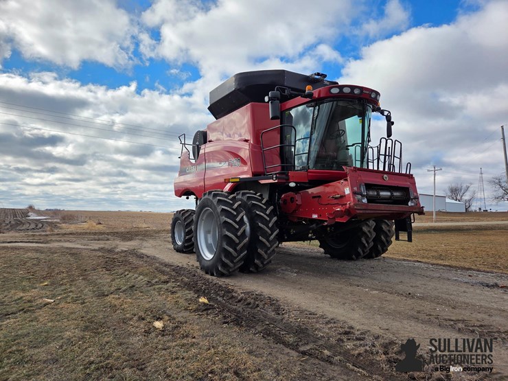 2010-case-ih-7120-image-3