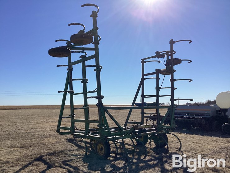 john-deere-1610-image-7