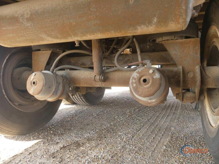 2006-strick-trailer-image-7