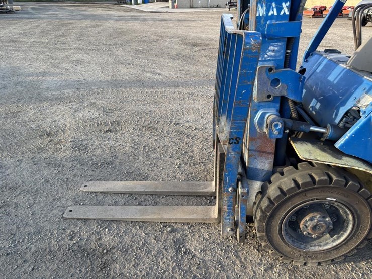 komatsu-fg25ht-12-image-9